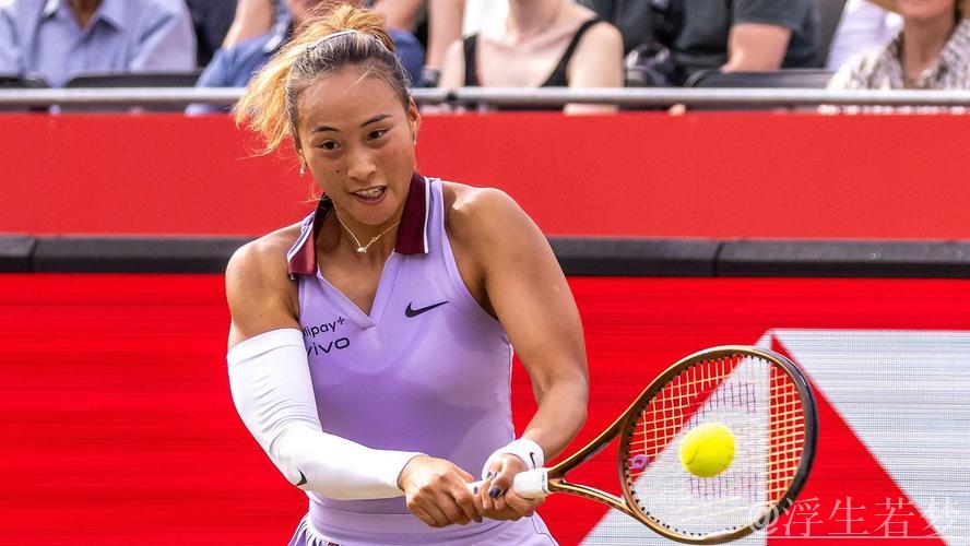 郑钦文直落两盘击败拉杜卡努 首次闯入草地赛四强